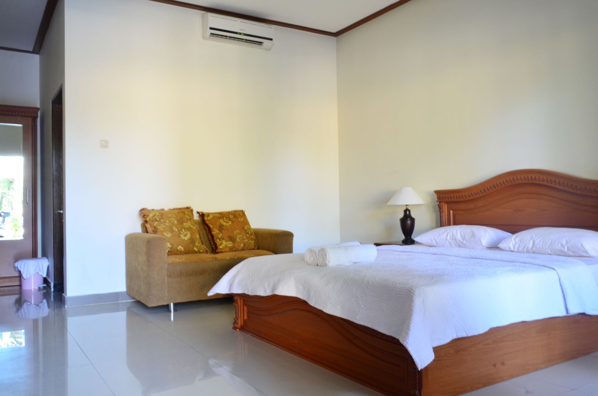 Hotel Puri Anom 3*